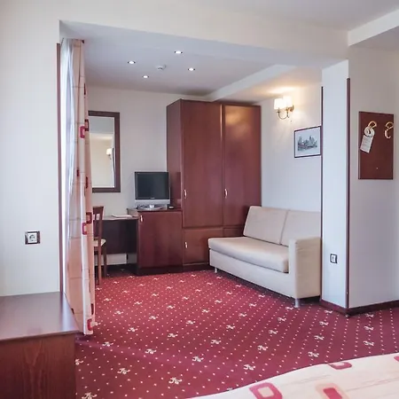 ホテル Martin Club 3*