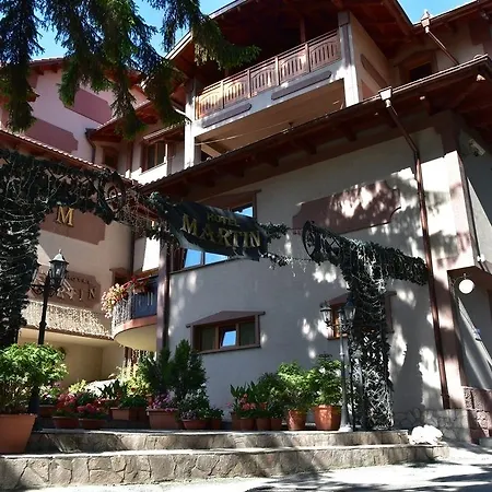 Martin Club ホテル 3*