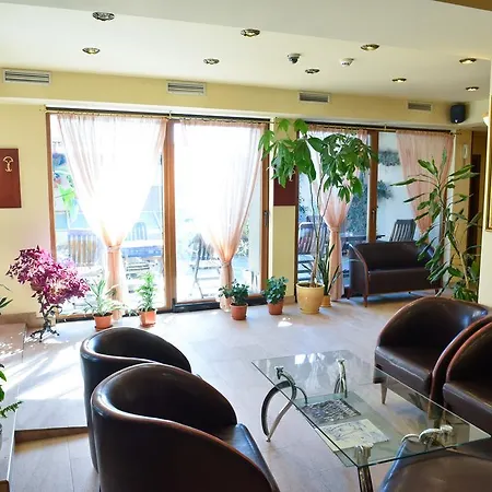 فندق Martin Club 3*